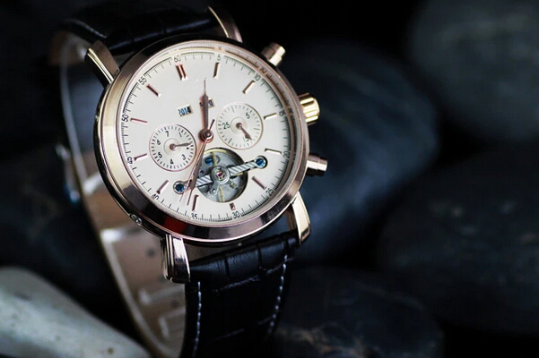 穩(wěn)達時手表廠家