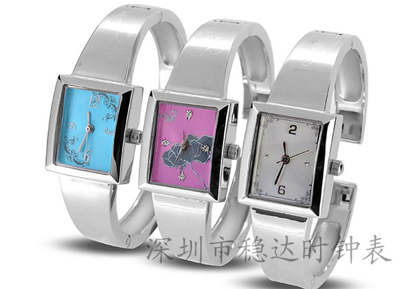 穩(wěn)達時手表廠家專業(yè)定制純銀手表