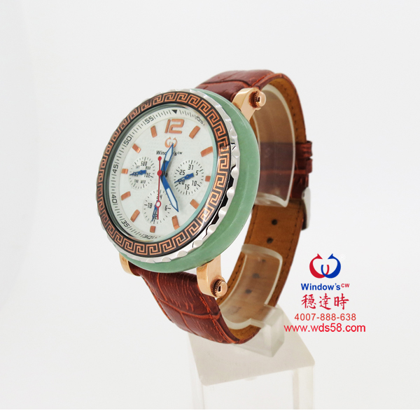 穩(wěn)達時時尚玉石手表