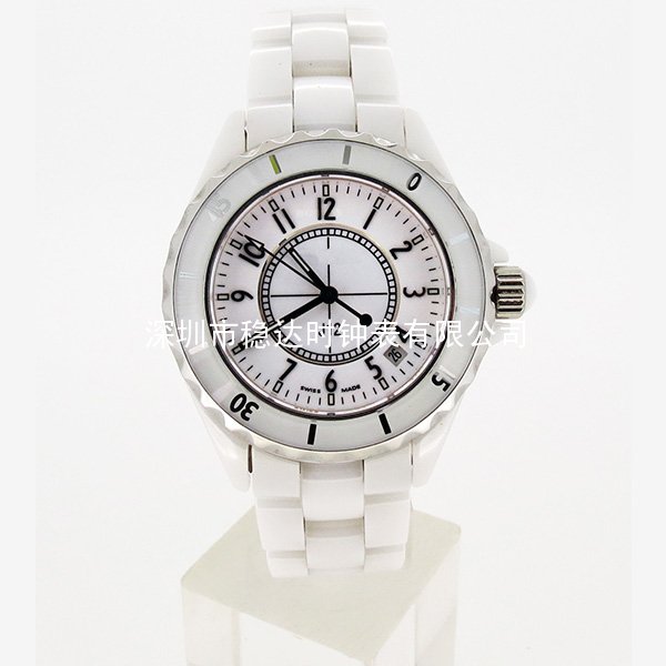 穩(wěn)達時精致陶瓷時尚手表定制