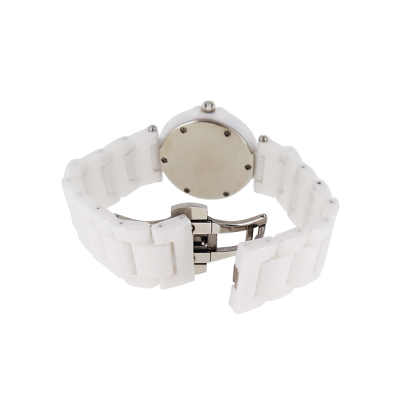 穩(wěn)達(dá)時(shí)簡(jiǎn)約潮流陶瓷女士手表定做廠家直銷