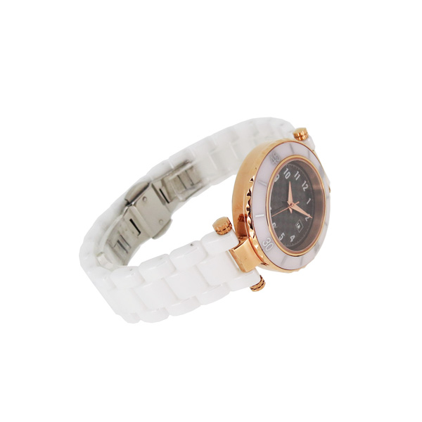 穩(wěn)達(dá)時高貴陶瓷女士禮品手表廠家直銷