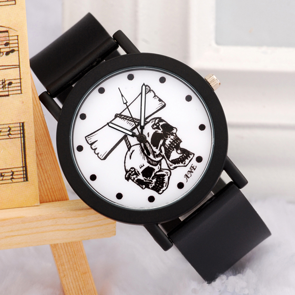 深圳手表批發(fā)廠家供應骷髏頭個性學生手表批發(fā)【穩(wěn)達時鐘表】