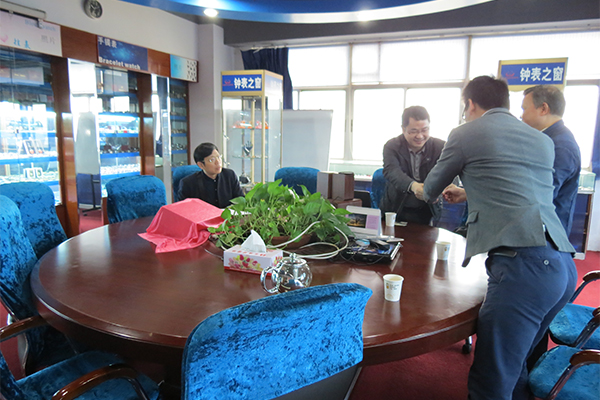 穩(wěn)達時手表廠家客戶來訪