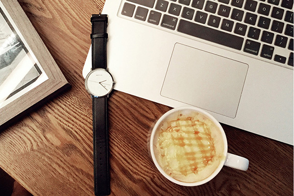 型格態(tài)度和送禮心意，交由穩(wěn)達(dá)時(shí)護(hù)航