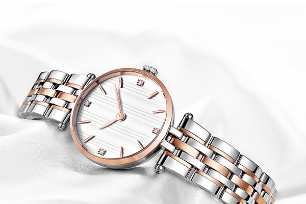 簡(jiǎn)約腕表供應(yīng)源——穩(wěn)達(dá)時(shí)手表批發(fā)工廠