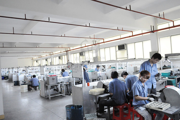 深圳手表廠 定制高端品質(zhì)禮品手表穩(wěn)達時廠家供應(yīng)