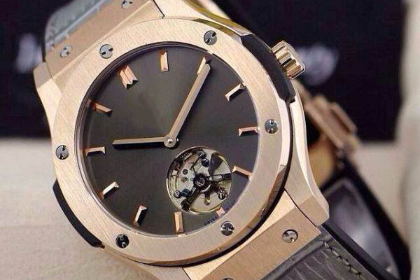 穩(wěn)達(dá)時(shí)定制時(shí)尚高端不銹鋼手表