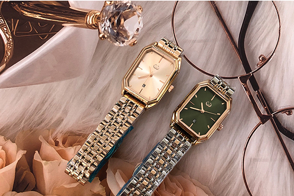 穩(wěn)達時輕奢女士小方表，廠家自產(chǎn)精美品質