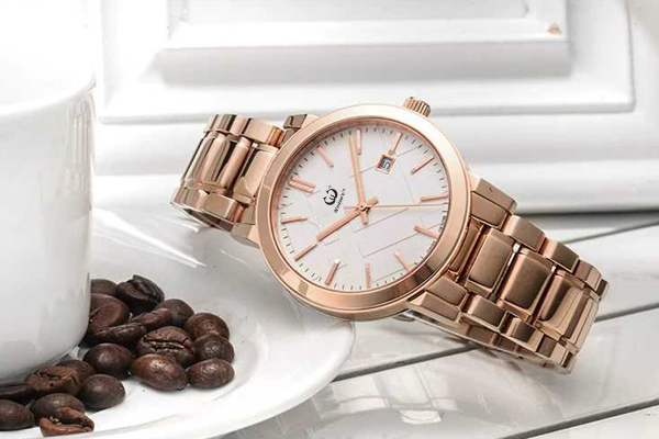 穩(wěn)達時商務設計風日歷石英手表廠家一手貨源