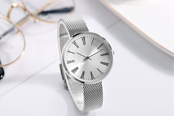 電商熱銷簡(jiǎn)約款式供應(yīng)中-穩(wěn)達(dá)時(shí)手表廠