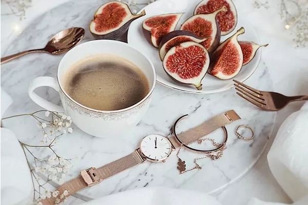 禮品手表批發(fā)定制一手貨源就在穩(wěn)達時