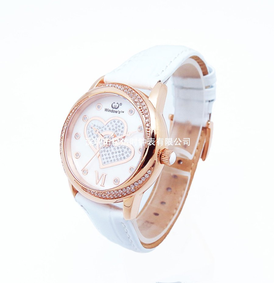 穩(wěn)達(dá)時(shí)女式時(shí)尚石英皮帶防水手表定制