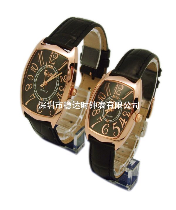 時尚大方獨(dú)特流行情侶套裝禮品手表批發(fā)