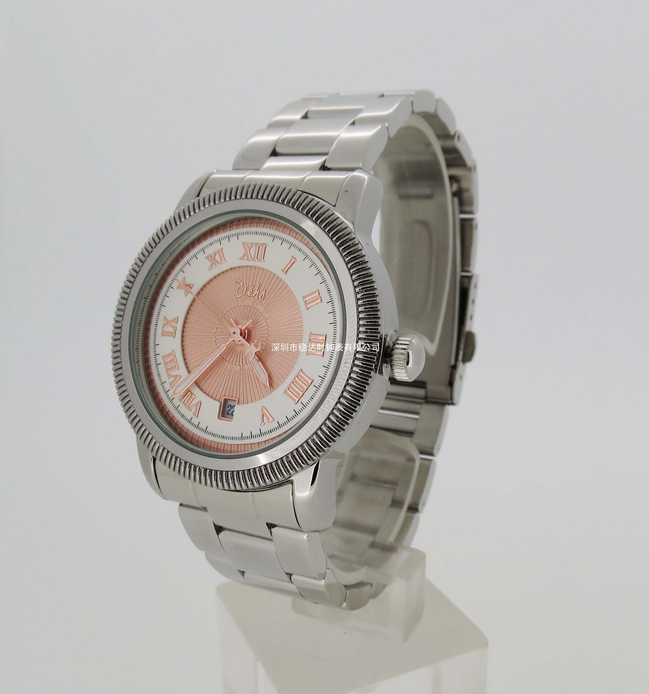 穩(wěn)達時時尚牙圈合金手表工廠